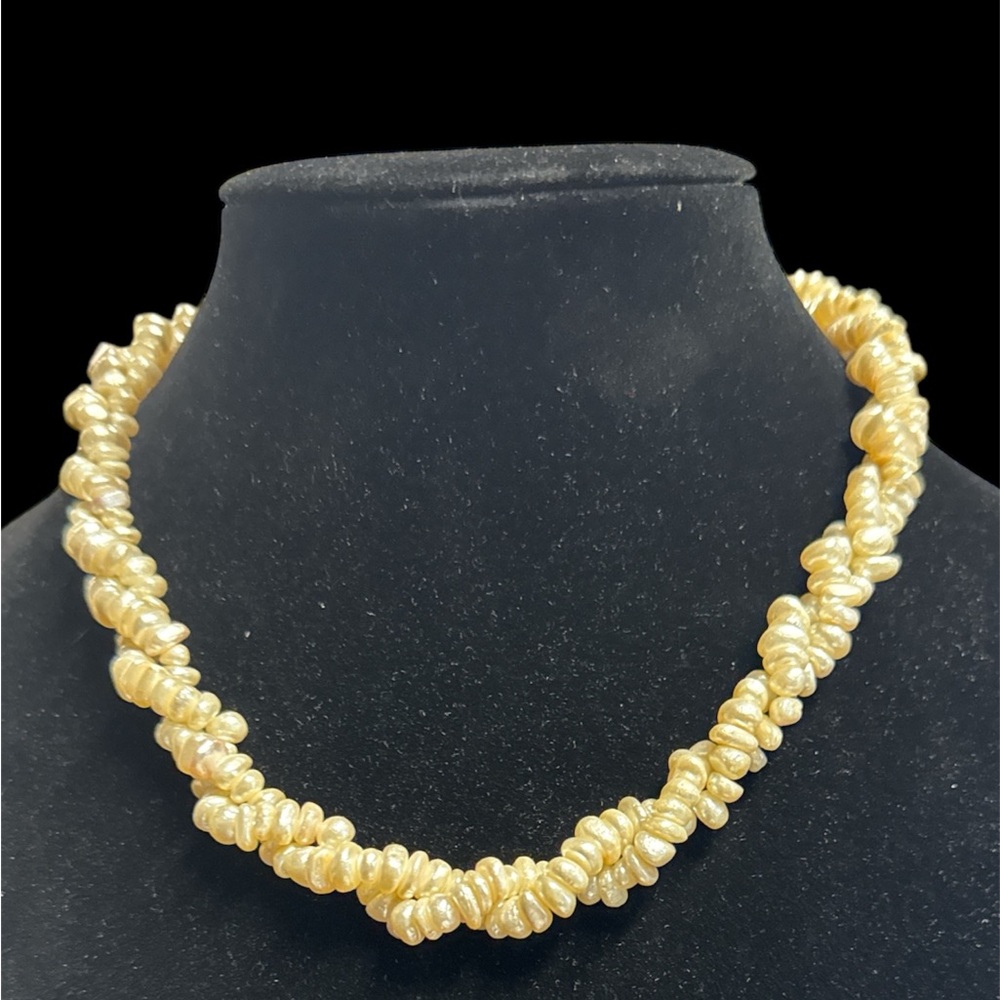Twisted Freshwater Pearls or Biwa Pearls Necklace. Beautiful. (C-c) 18”